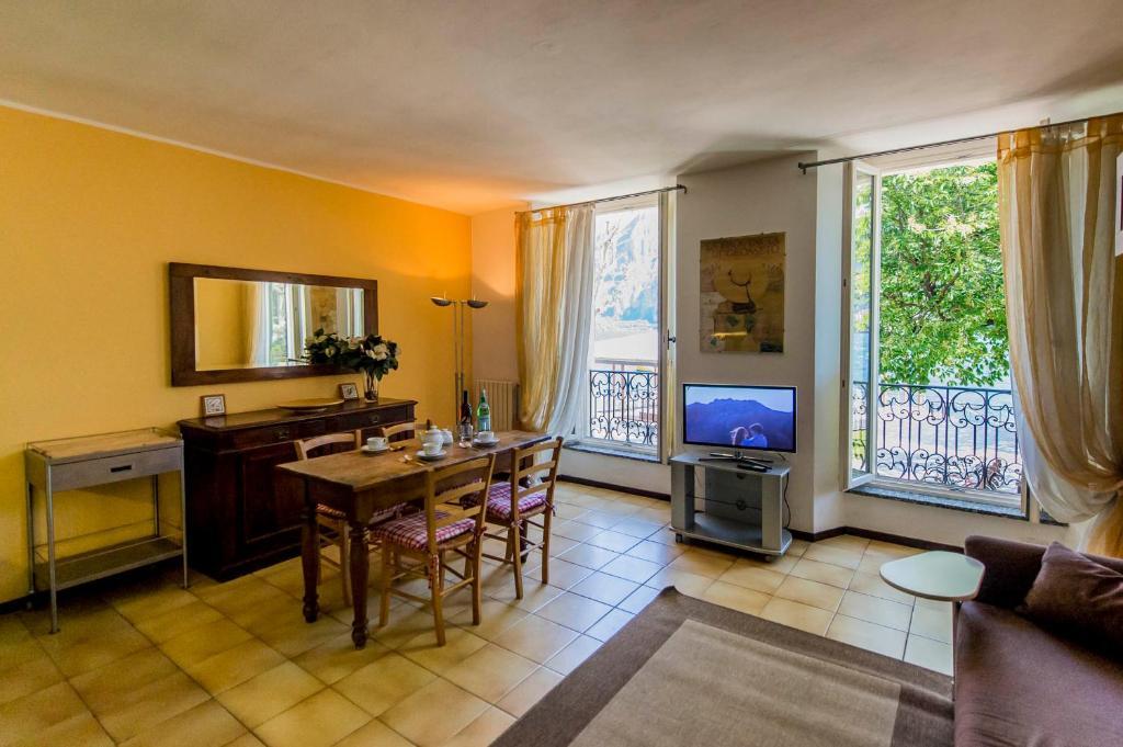 Le Residenze Del Conte Agudio Leilighet Malgrate Rom bilde